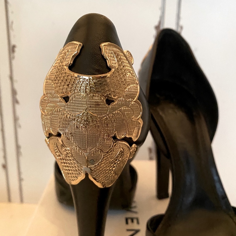 Givenchy Pumps - Picture 2 of 11